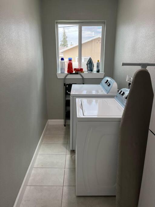 Comfortable Suite With Private Entrance & Private Bathroom إل باسو المظهر الخارجي الصورة
